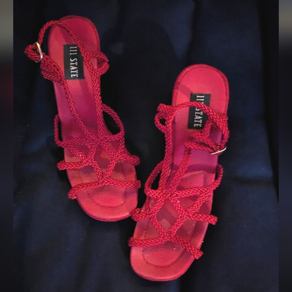 Red Wedges - Picture 7 of 7